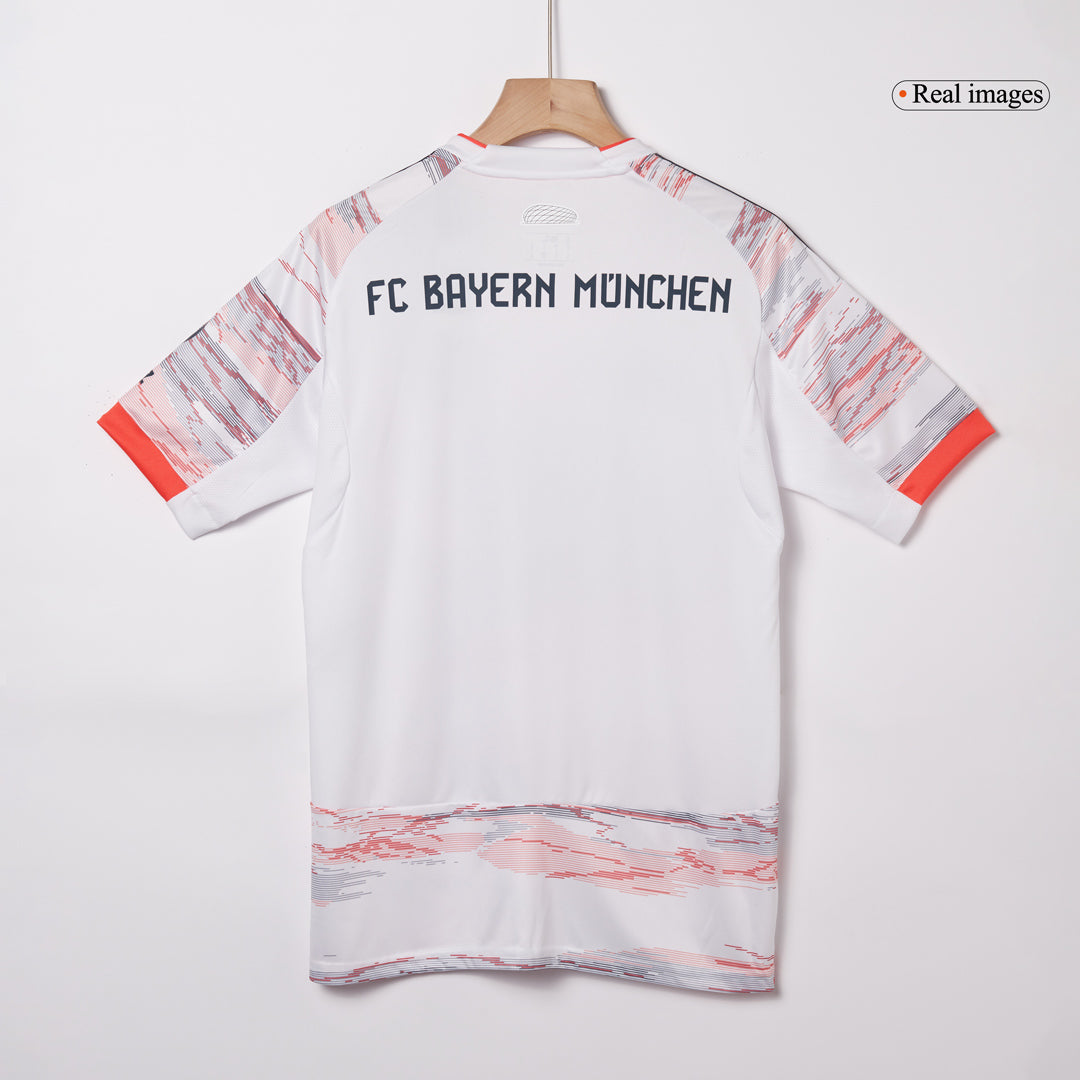 Koszulka wyjazdowa OLISE #17 Bayern Monachium 2025/26