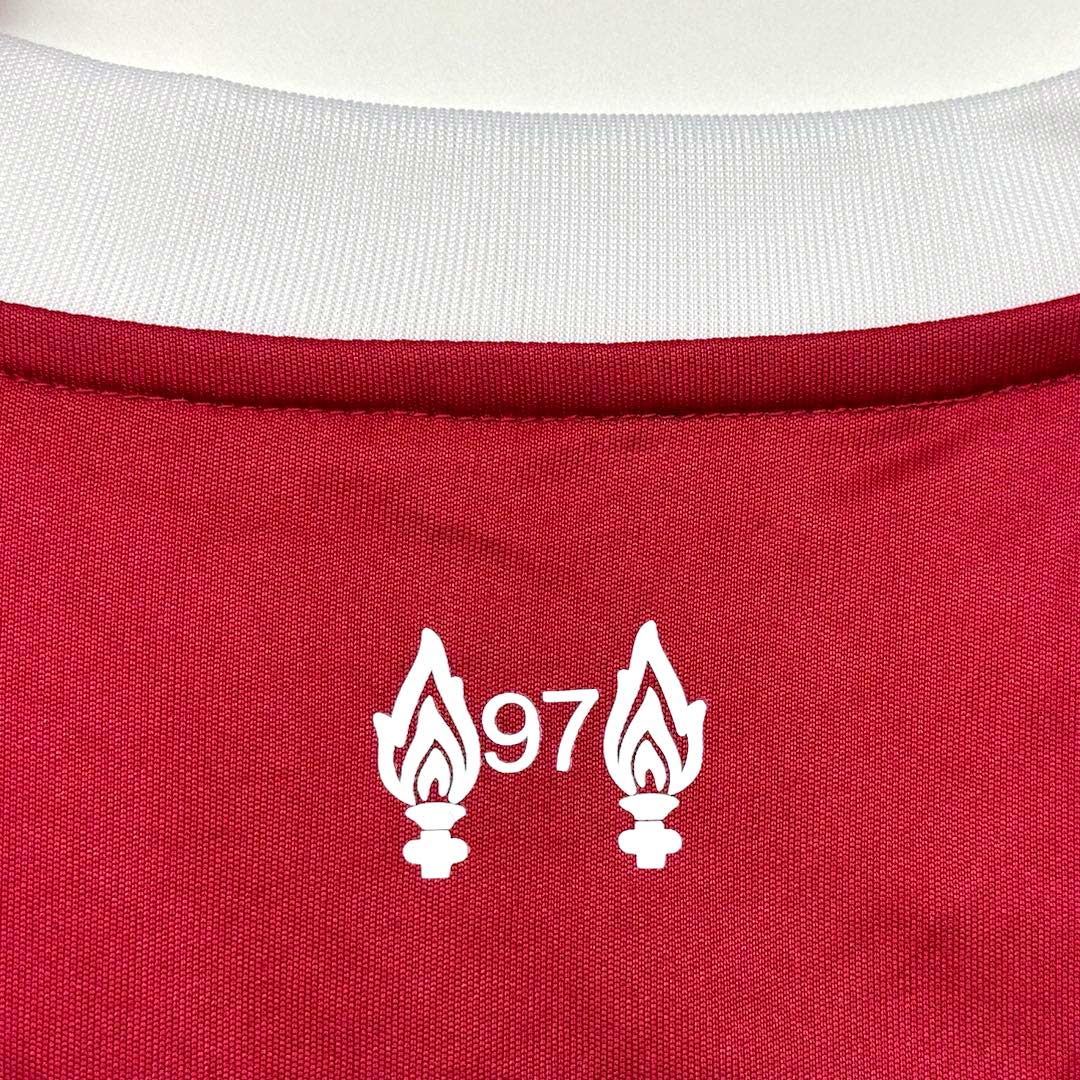 Koszulka domowa Liverpoolu 2025/26 czerwona