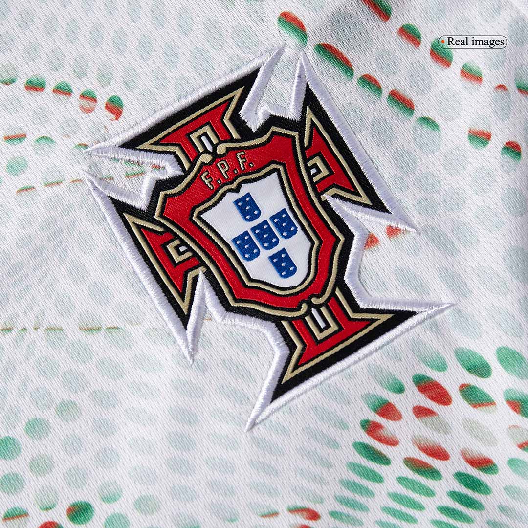Koszulka wyjazdowa RONALDO #7 Portugalia z długim rękawem 2025, biała